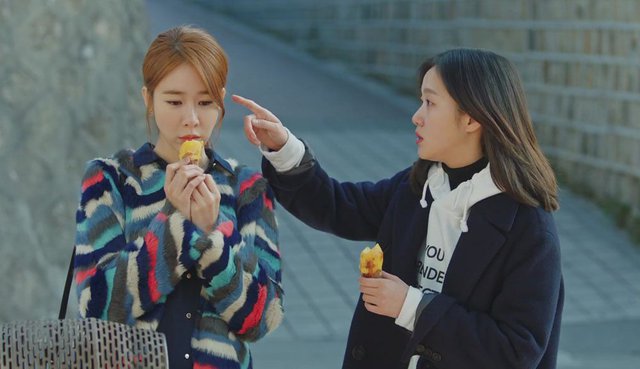 Những cặp đôi nữ chính khó quên của phim Hàn: Hẹn hò không thể thiếu nơi công sở - Ảnh 1.