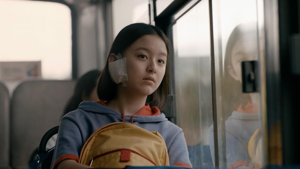 Em gái Kim Go Eun trong phim mới: Từng cướp đi nụ hôn đầu của nam chính 